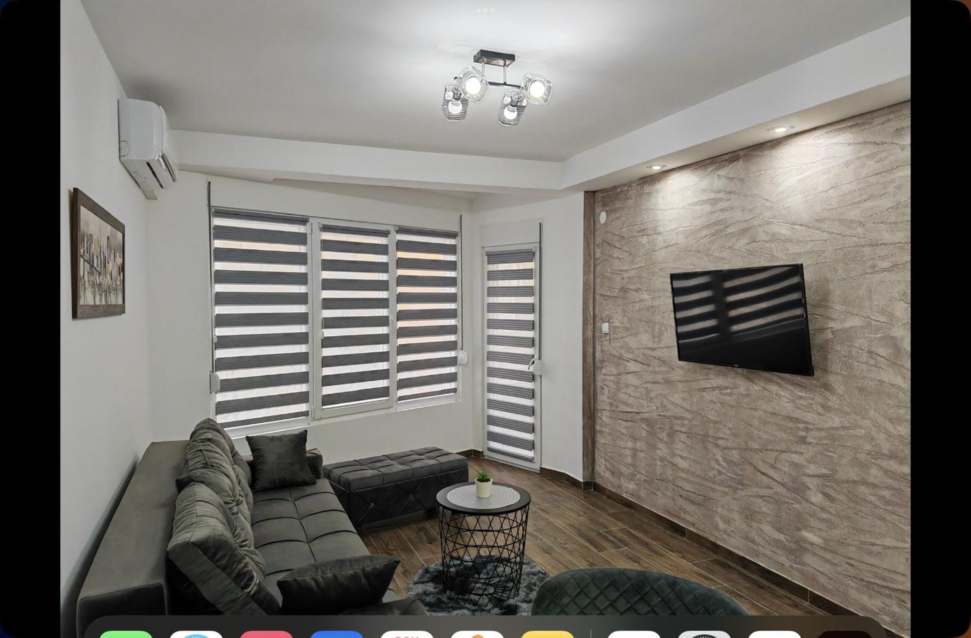 Imperial Apartment Veliko Gradiste Bagian luar foto